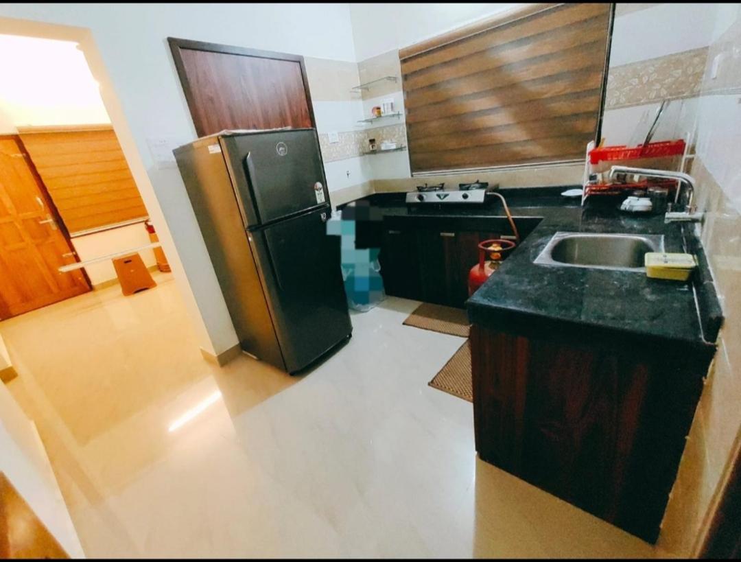 Corniche Beach Resort Mulappilangād Eksteriør billede