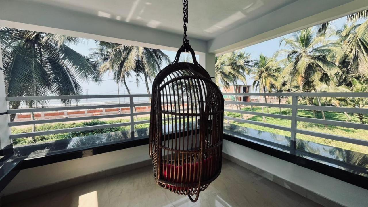 Corniche Beach Resort Mulappilangād Eksteriør billede